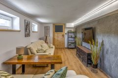 Salon gier - pokój rozrywkowy, książki, gry planszowe